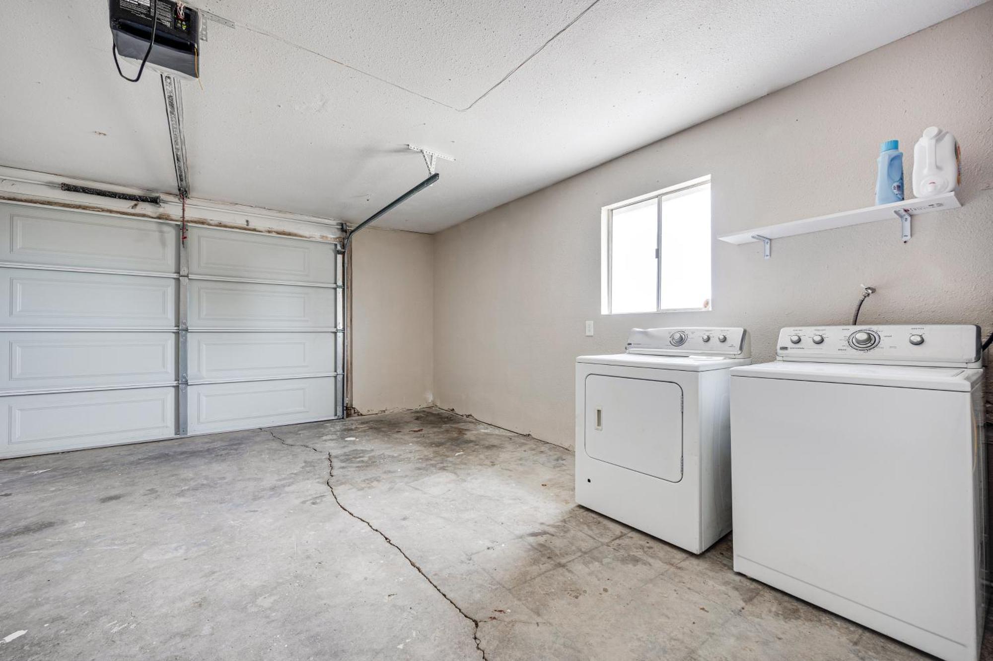 Convenient Joshua Tree Apartment - Walk To Town! 외부 사진
